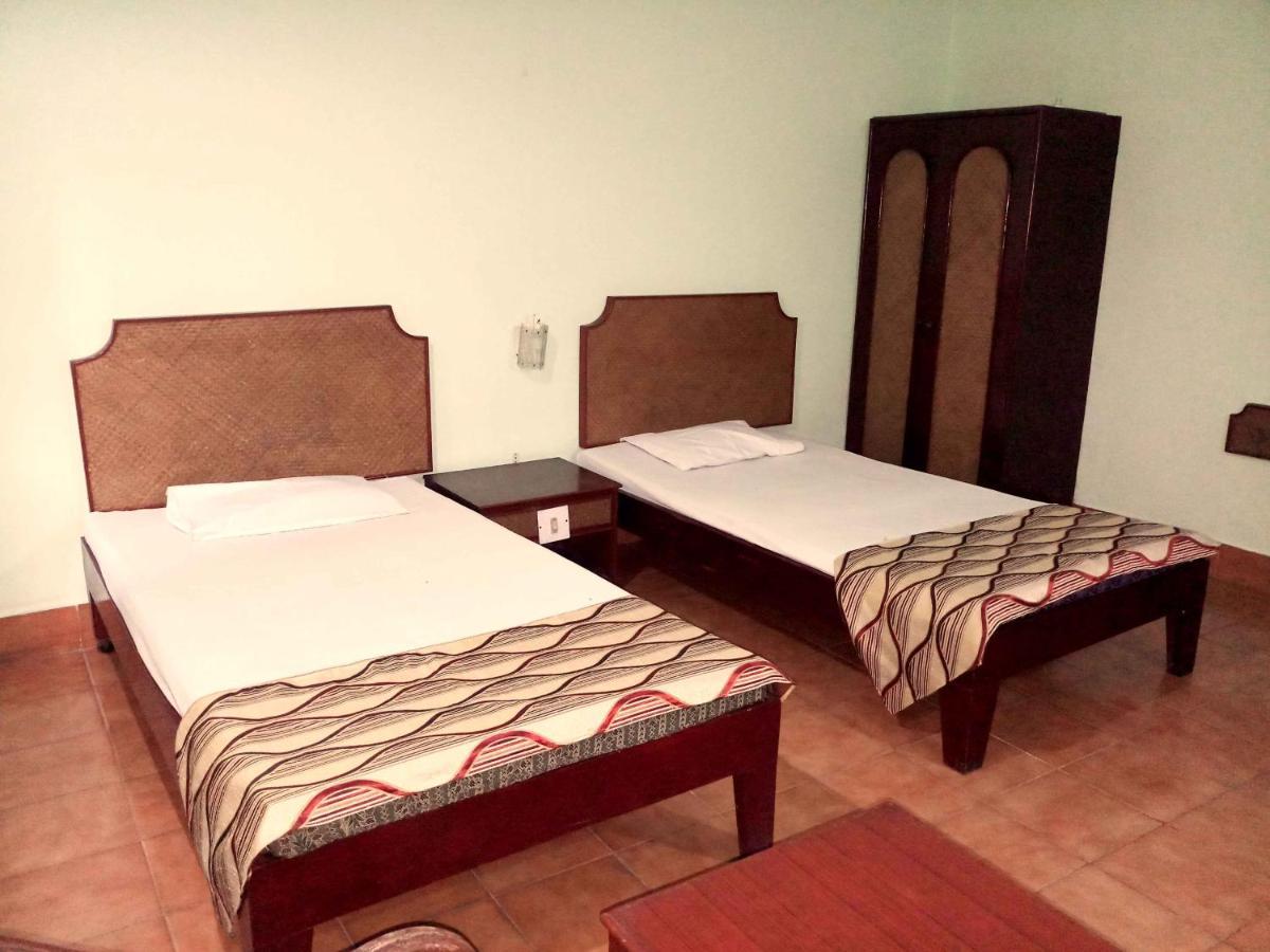 Hotel Indsurya 디브루가르 외부 사진